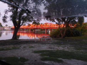 Le pont sur le Rio