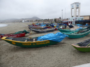 bateaux de pêcheurs à Cerro Azul